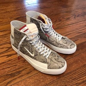 Nike x Soulland SB Blazer Mid FRI.day 03